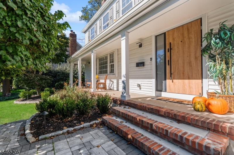 309 Ashland Rd, Summit, NJ, 07901-3124