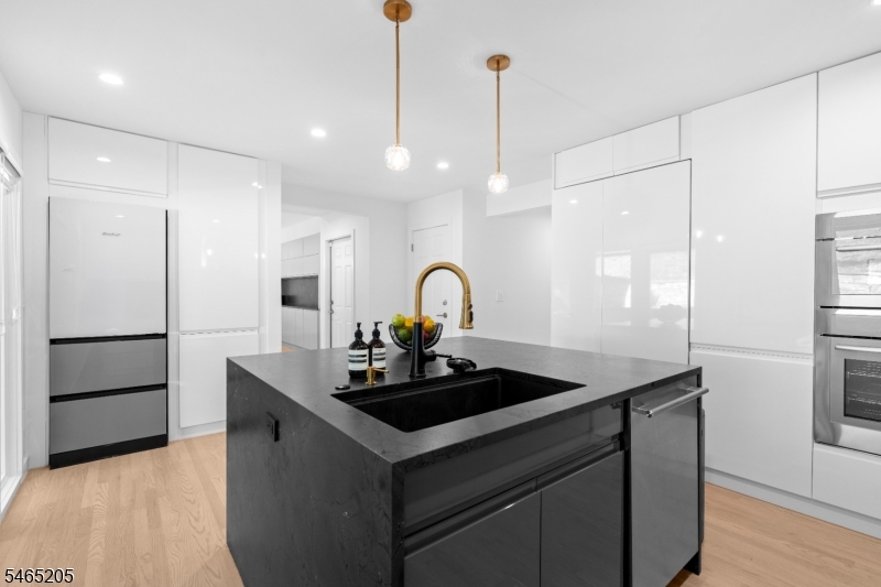 309 Ashland Rd, Summit, NJ, 07901-3124