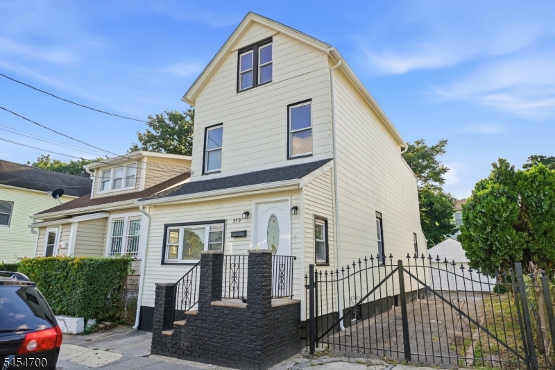 359 S 18Th St, Newark, NJ, 07103-1318