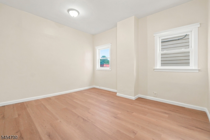 359 S 18Th St, Newark, NJ, 07103-1318