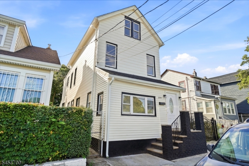 359 S 18Th St, Newark, NJ, 07103-1318