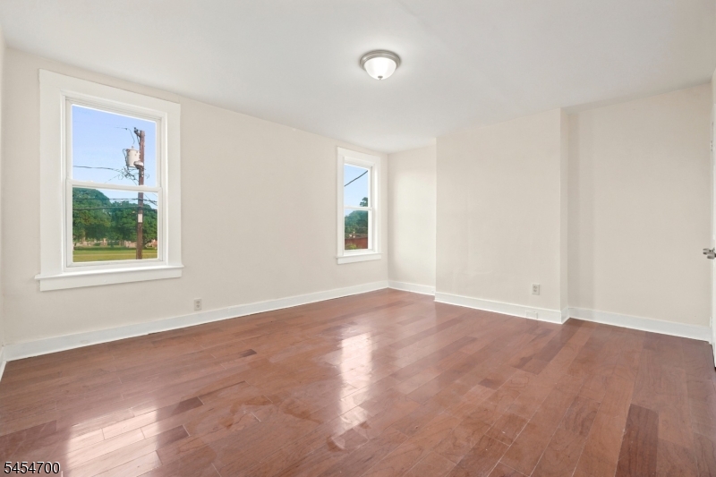 359 S 18Th St, Newark, NJ, 07103-1318