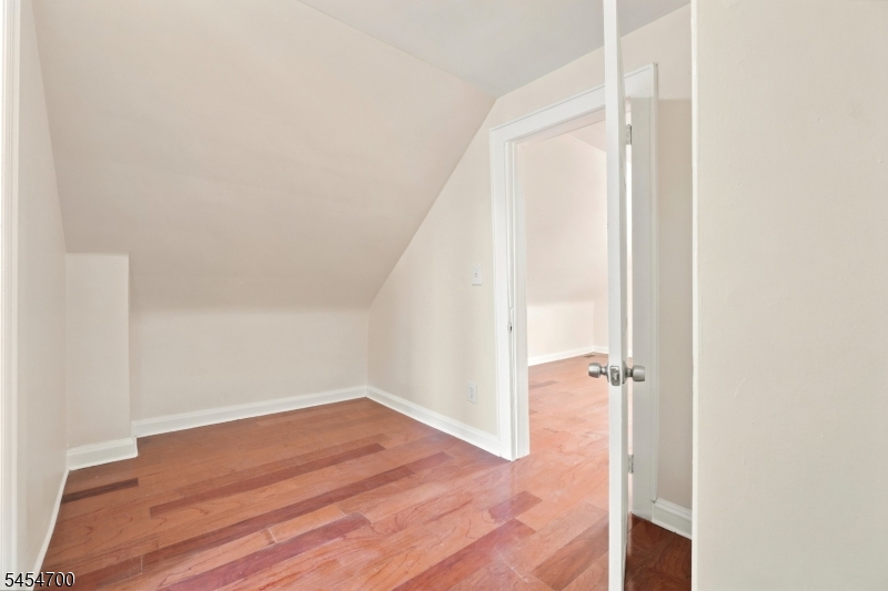 359 S 18Th St, Newark, NJ, 07103-1318
