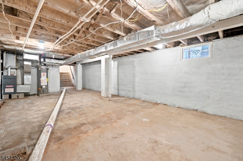359 S 18Th St, Newark, NJ, 07103-1318