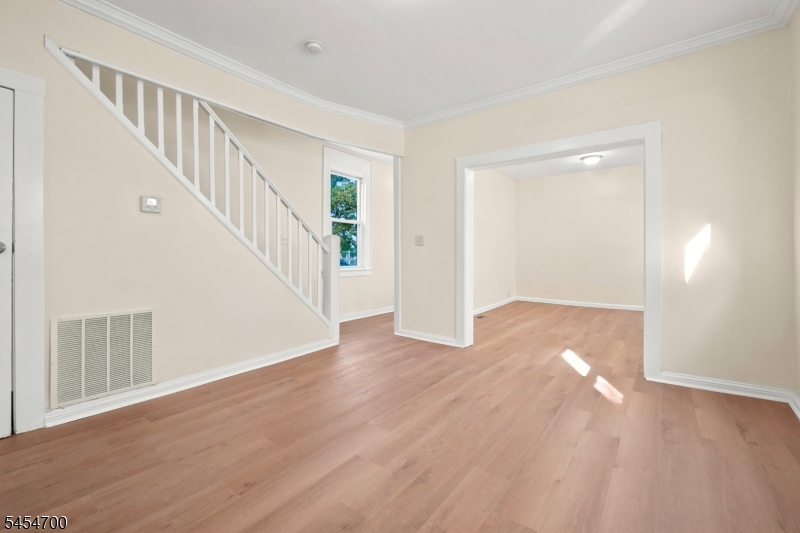 359 S 18Th St, Newark, NJ, 07103-1318