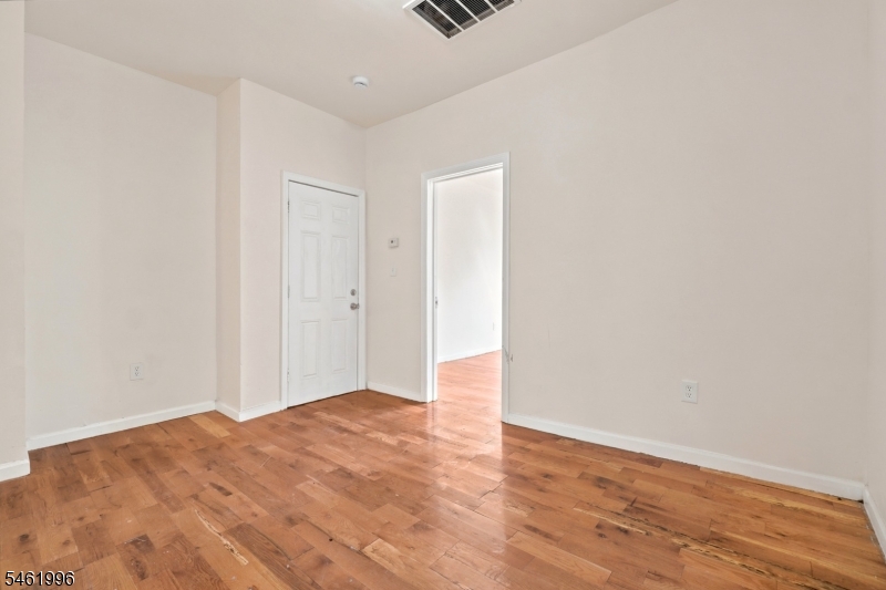 491 S 17Th St, Newark, NJ, 07103-1203