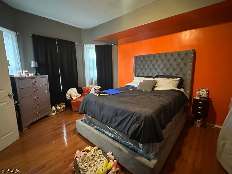 348 13Th Ave, Newark, NJ, 07103-3794