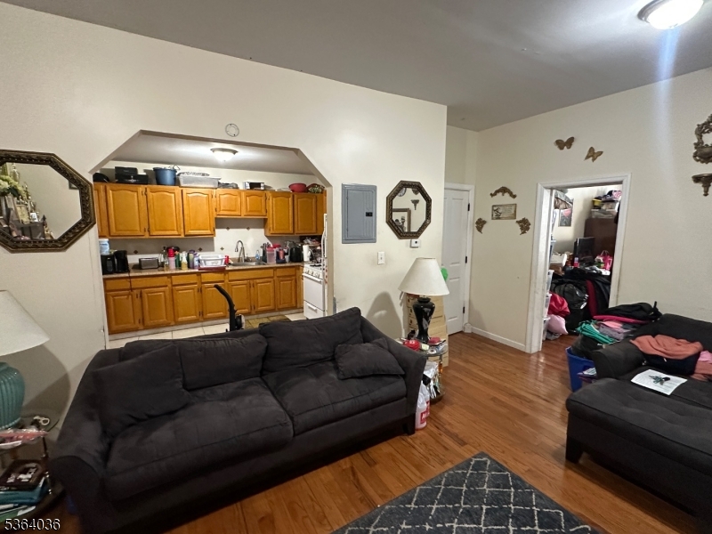348 13Th Ave, Newark, NJ, 07103-3794