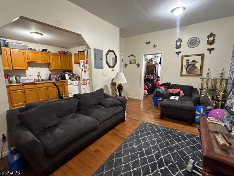 348 13Th Ave, Newark, NJ, 07103-3794