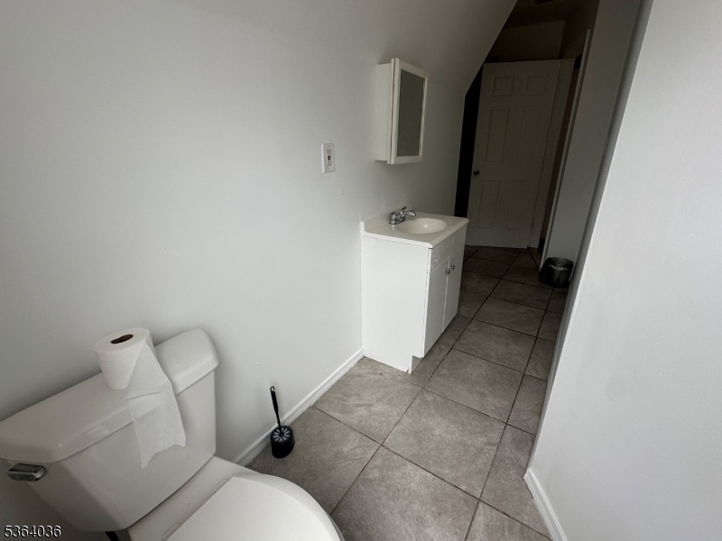 348 13Th Ave, Newark, NJ, 07103-3794