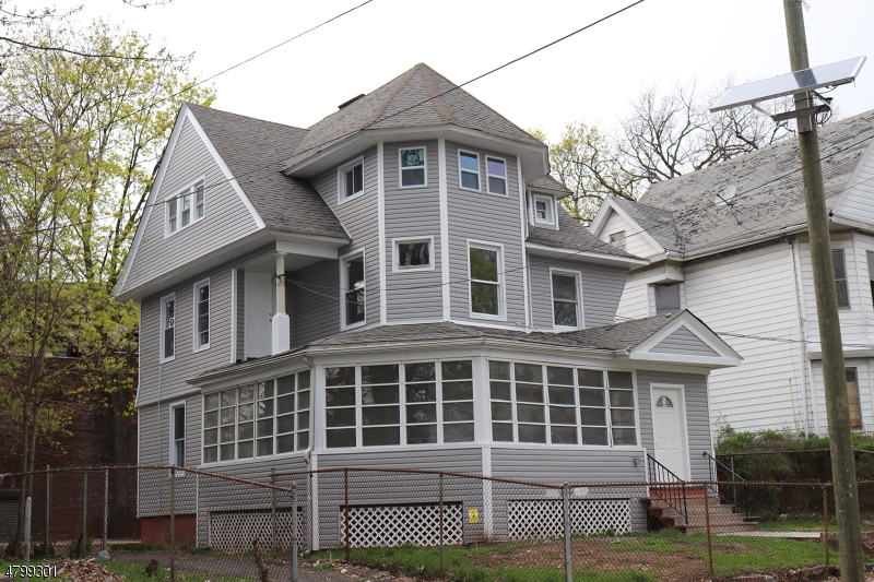 25 LESLIE ST, Newark, New Jersey, 07108