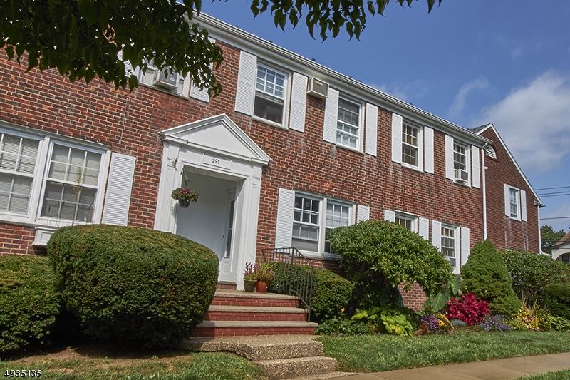 295 ELMWOOD AVE, Maplewood, New Jersey, 07040