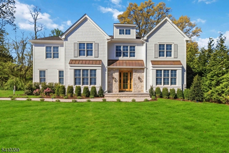 listing main picture