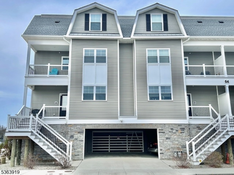 listing main picture