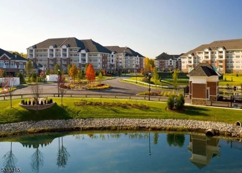 listing main picture