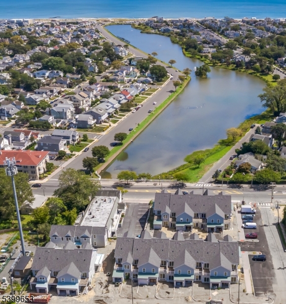 listing main picture