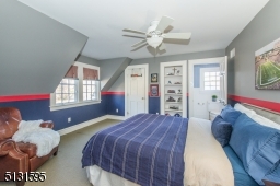 Two secondary bedrooms share a hall bathroom, and a Jack-and-Jill bath connects two more bedrooms