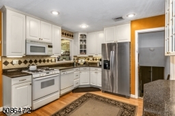 White kitchen