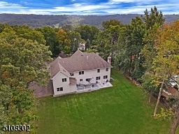 Lovely Hillside setting in Stone Ridge Estates, nearly One Acre