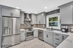 The best of everything is offered in this Kitchen