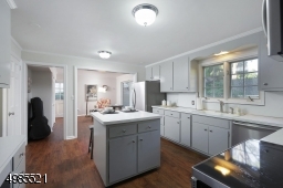 open to the family room