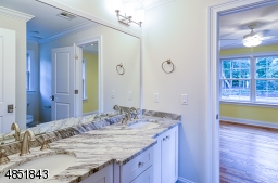 Double sink vanity