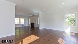 Hardwood Floors, Recessed Lights