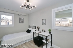 Ground floor bedroom/office