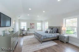Beautiful Master Bedroom with large Walk in Closet as well as second closet and ensuite full bathroom