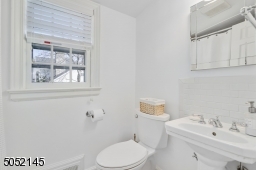En Suite Bathroom to Bedroom 4