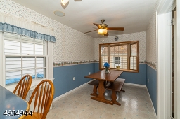 Spacious eat-in area
