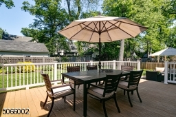 Expansive Deck