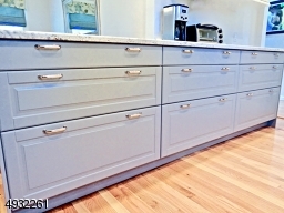 Pull out drawers