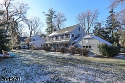 Mature landscaping creating privacy from road