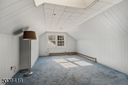 Has Skylight and HUGE Walk-In-Closet!