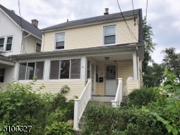 Front of house - separate entrance for sunroom