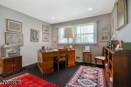 1st floor. It's currently being used as an office.
