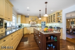 Kitchen Current Color