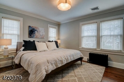 w/large walk through closet