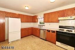 Newer s/s dishwasher