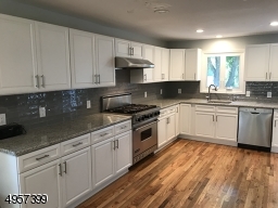 New Cabinets and Viking Stove