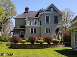 Side deck off of kitchen, raised patio, 2nd floor deck and Duster porch