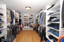 Organizers: 13'x10"