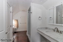 Bathroom on 3rd floor for 4th BR