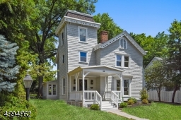One of the first seven houses of the Wyoming development, built in 1870 and renovated 2020 (grass is virtually enhanced)