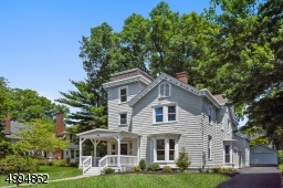 One of the first seven houses of the Wyoming development, built in 1870 and renovated 2020 (grass is virtually enhanced)