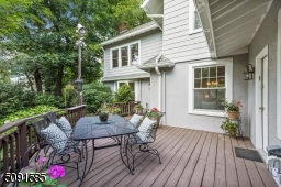 Enjoy al fresco dining in total privacy.