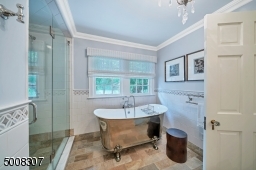 Soaking Tub, Double sinks, Separate Shower enclosure
