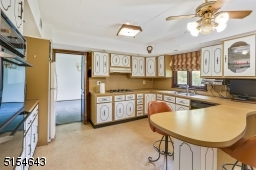 Breakfast bar