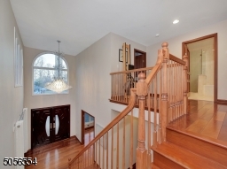 Two level foyer